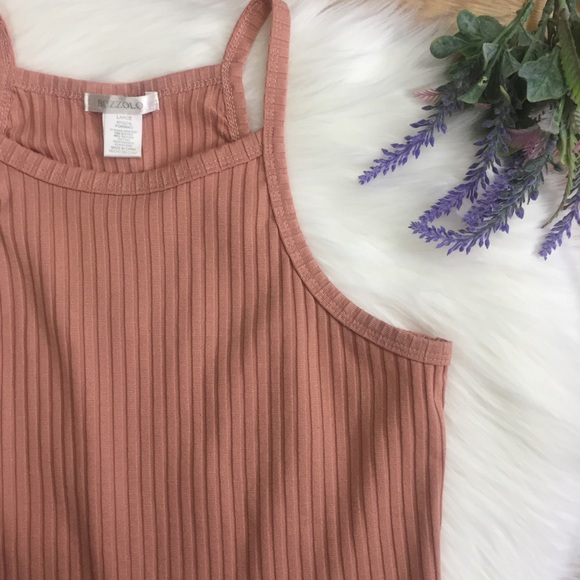 Bozzolo Coral/Peach High Neck Halter Tank Top L - Picture 2 of 6